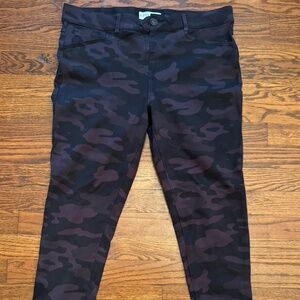 Knox Rose Camo Leggings/Jeans